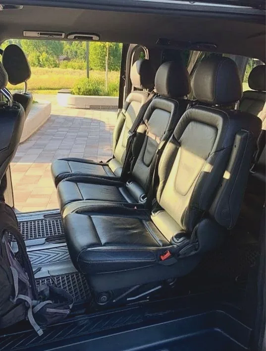 Klop za tri v Mercedes V-Class, črno usnje